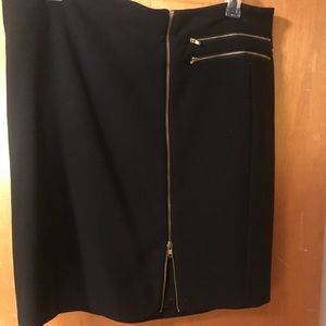 Worthington black zipper skirt size 18